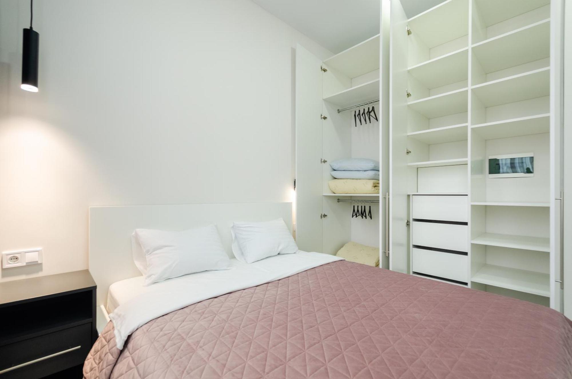 Petrovdom Inn Rc Diplomat Hall -The Smart Hotel Apartment Panoramic City View I Kiev Esterno foto