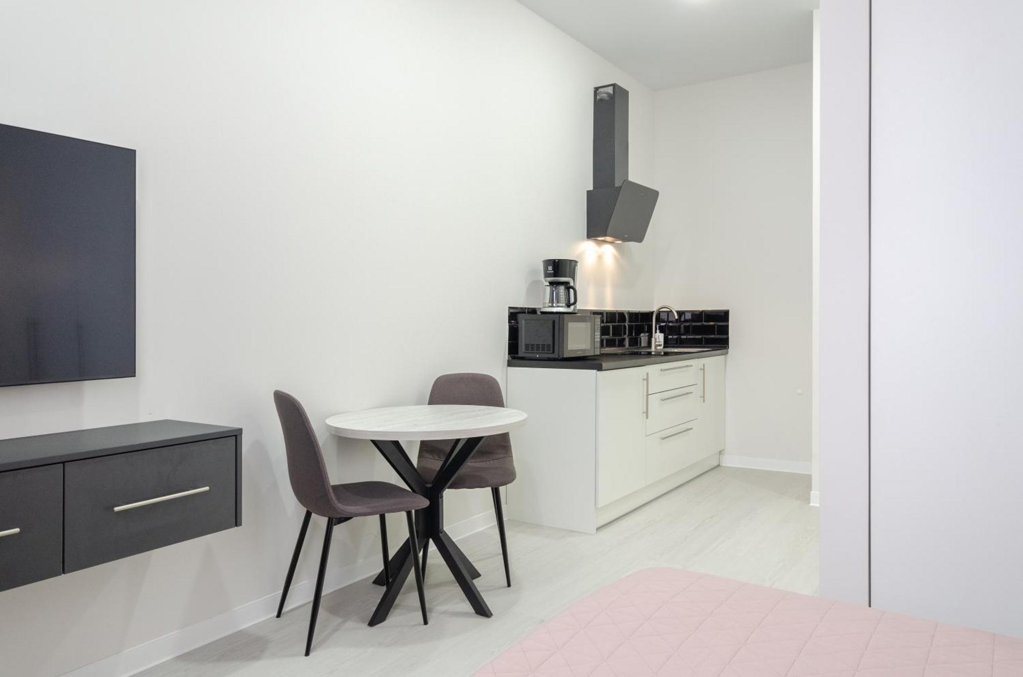 Petrovdom Inn Rc Diplomat Hall -The Smart Hotel Apartment Panoramic City View I Kiev Esterno foto