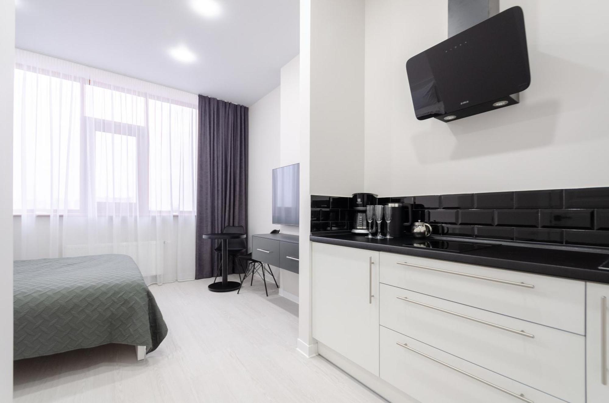 Petrovdom Inn Rc Diplomat Hall -The Smart Hotel Apartment Panoramic City View I Kiev Esterno foto