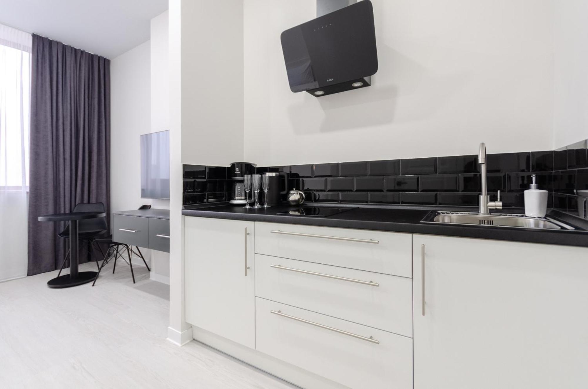 Petrovdom Inn Rc Diplomat Hall -The Smart Hotel Apartment Panoramic City View I Kiev Esterno foto