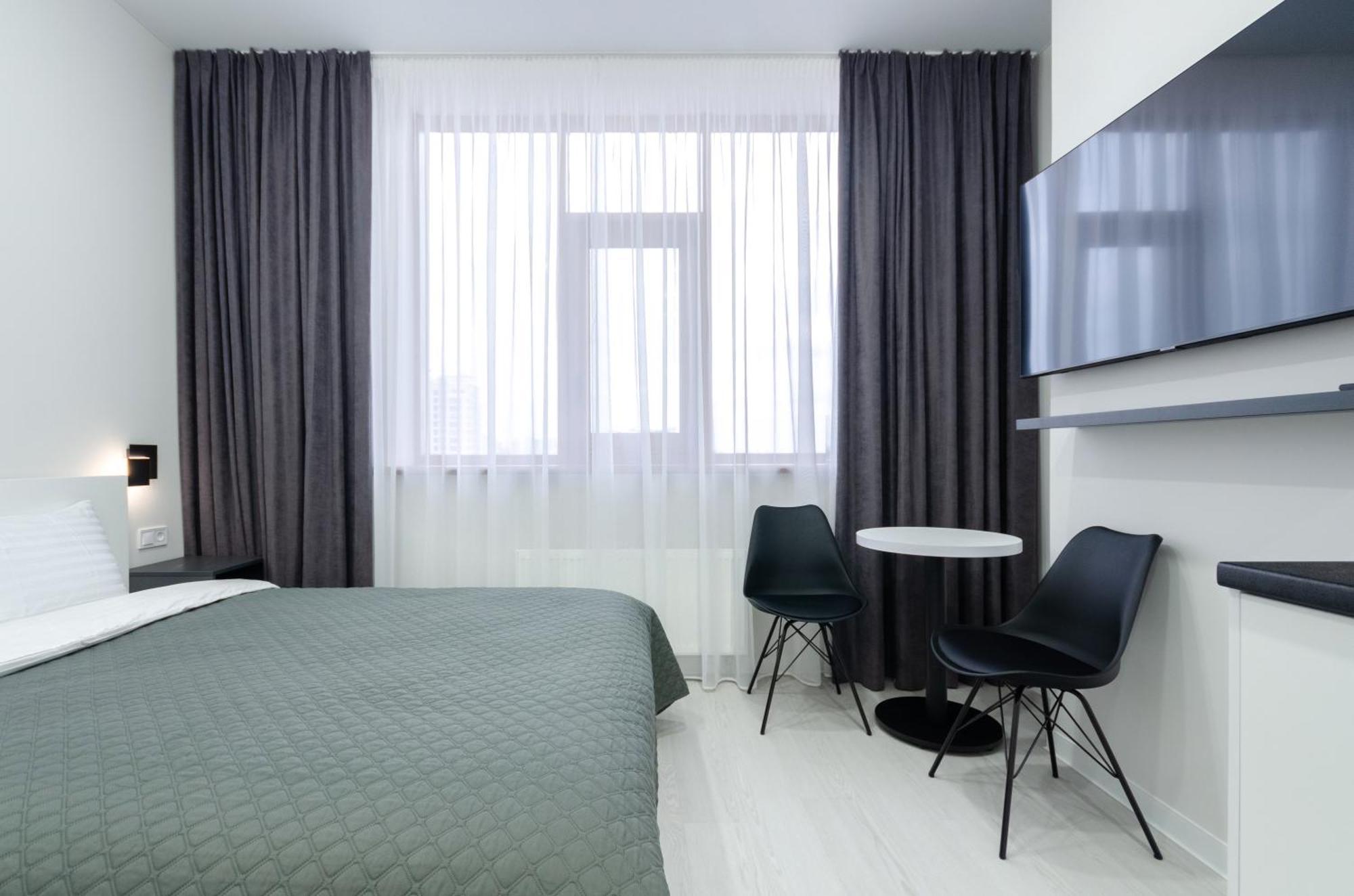 Petrovdom Inn Rc Diplomat Hall -The Smart Hotel Apartment Panoramic City View I Kiev Esterno foto