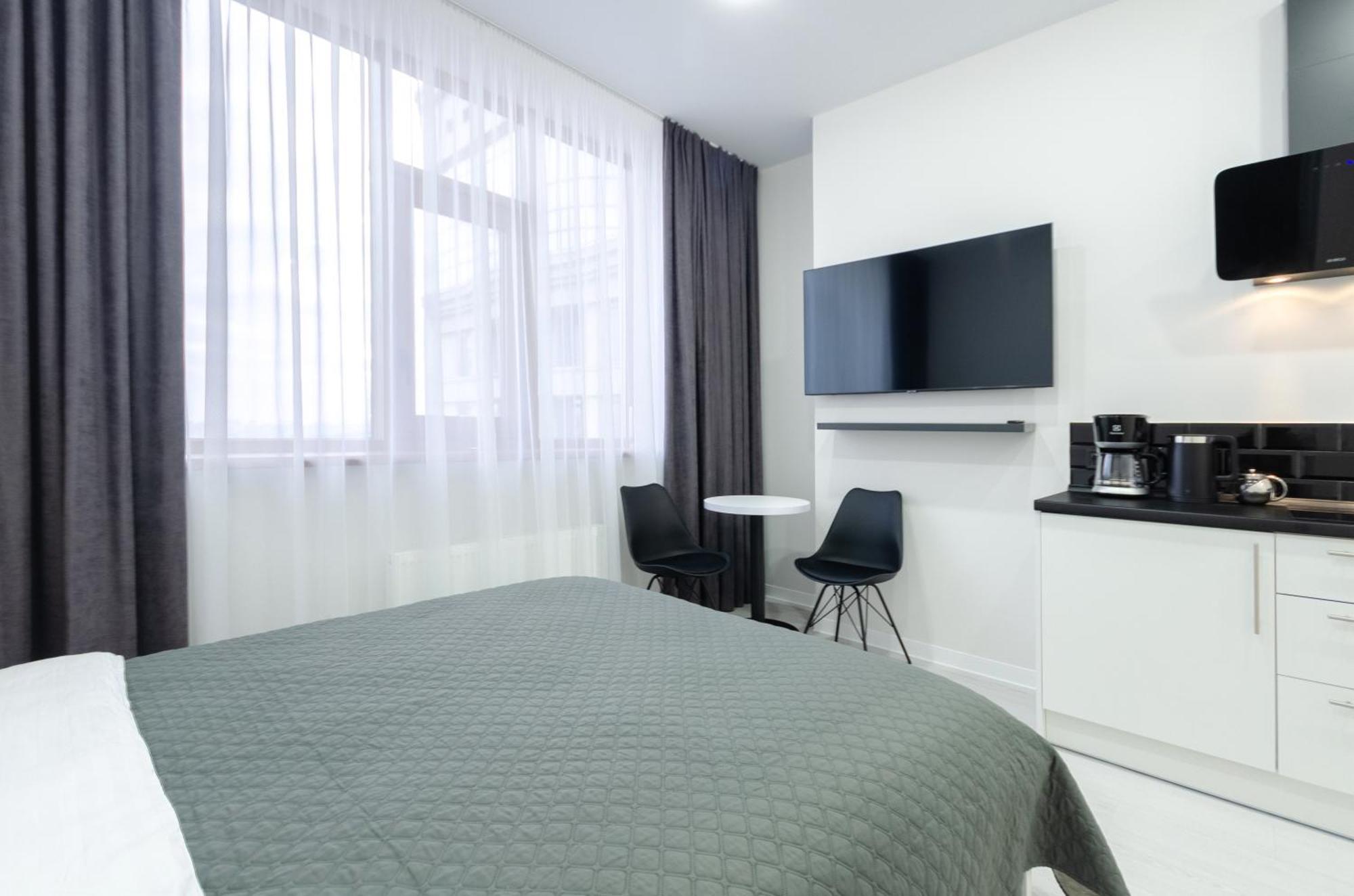 Petrovdom Inn Rc Diplomat Hall -The Smart Hotel Apartment Panoramic City View I Kiev Esterno foto
