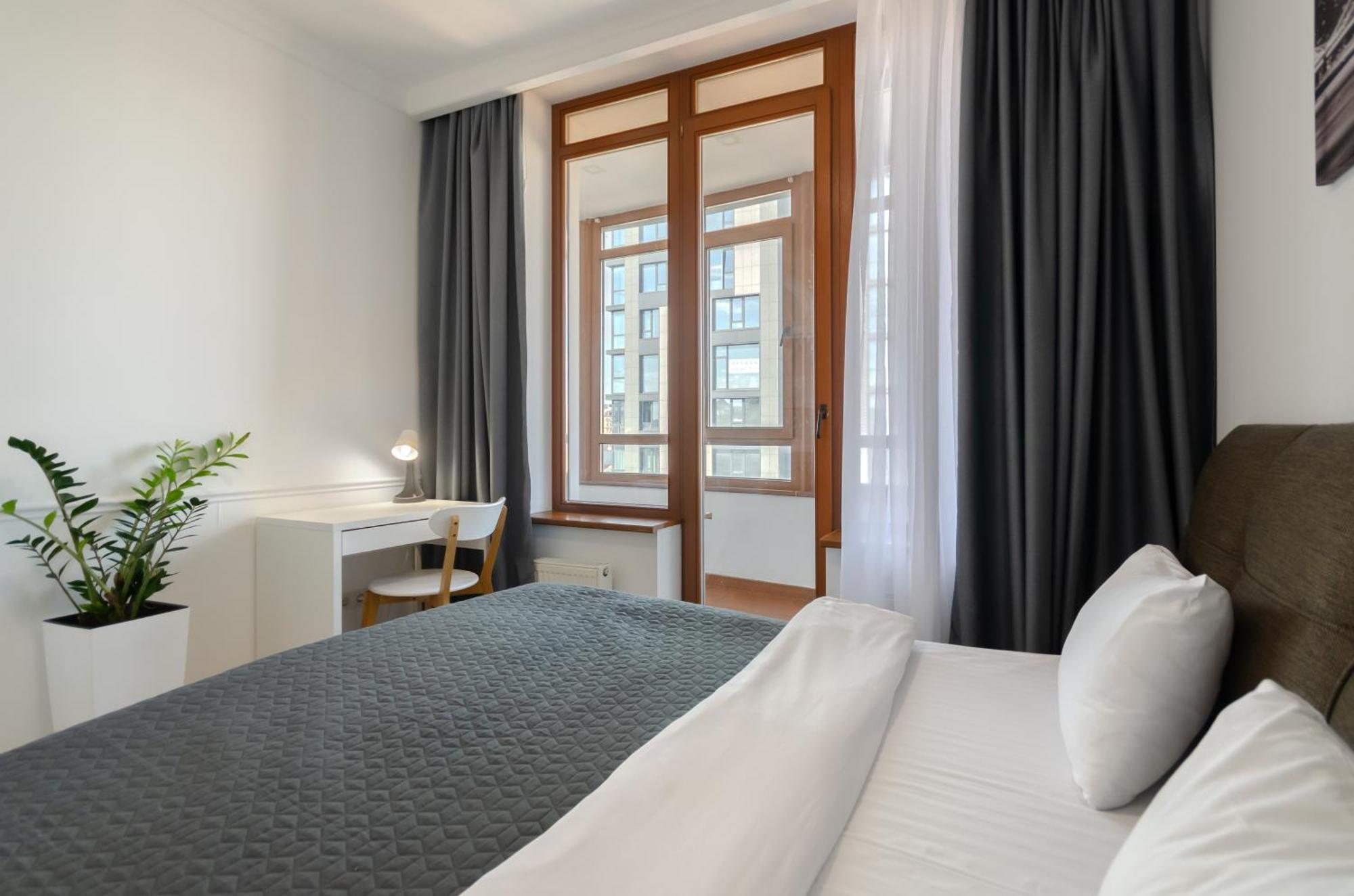 Petrovdom Inn Rc Diplomat Hall -The Smart Hotel Apartment Panoramic City View I Kiev Esterno foto