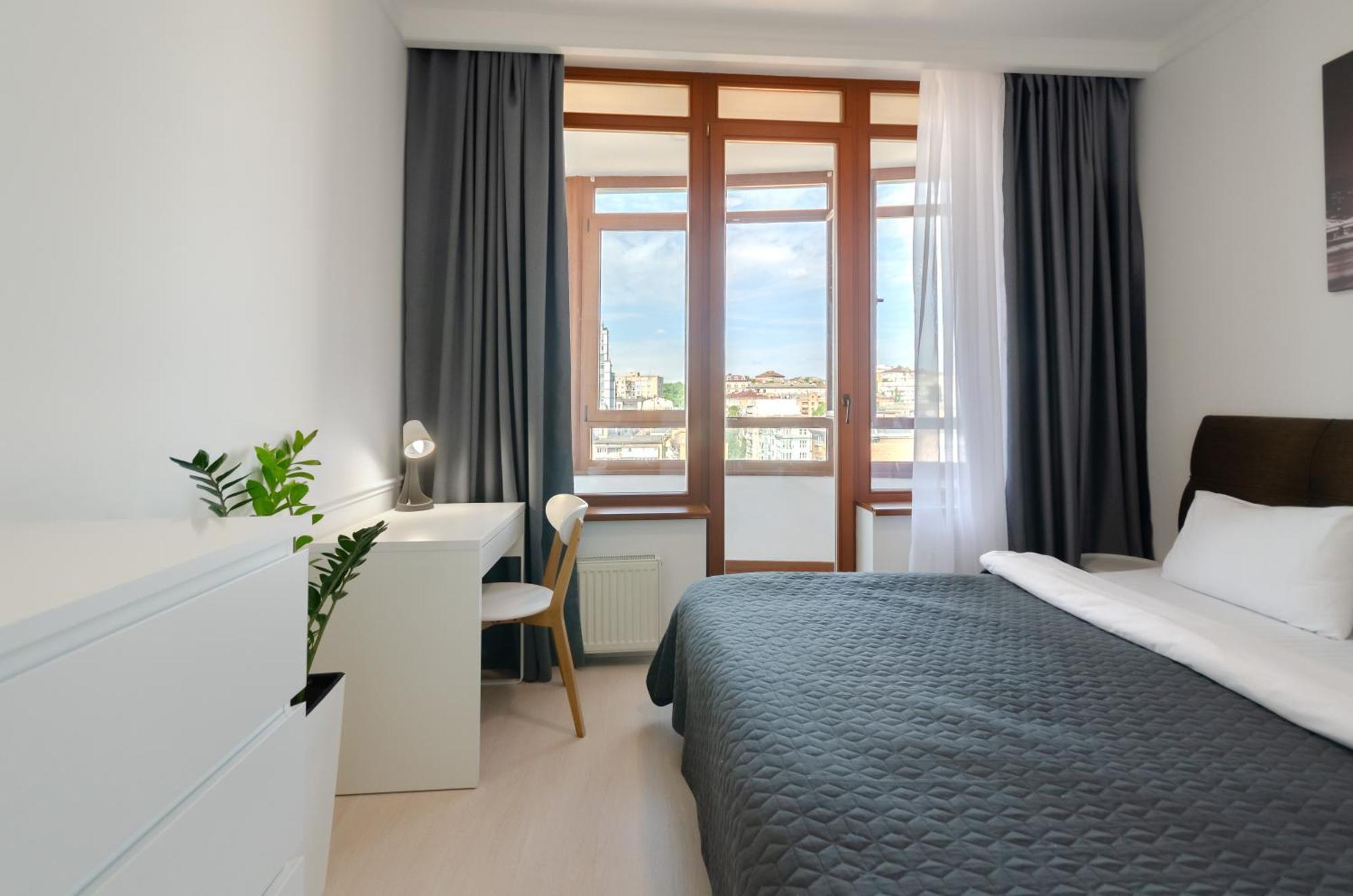 Petrovdom Inn Rc Diplomat Hall -The Smart Hotel Apartment Panoramic City View I Kiev Esterno foto