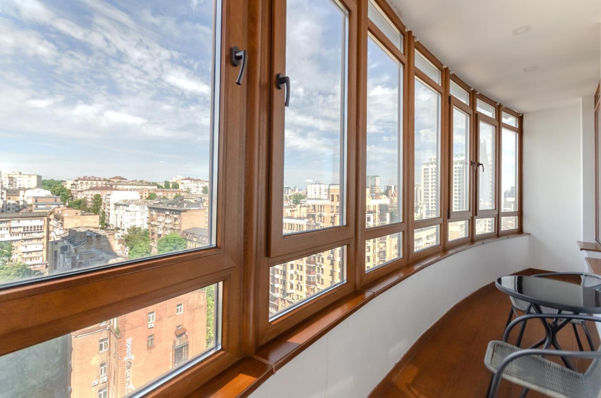 Petrovdom Inn Rc Diplomat Hall -The Smart Hotel Apartment Panoramic City View I Kiev Esterno foto